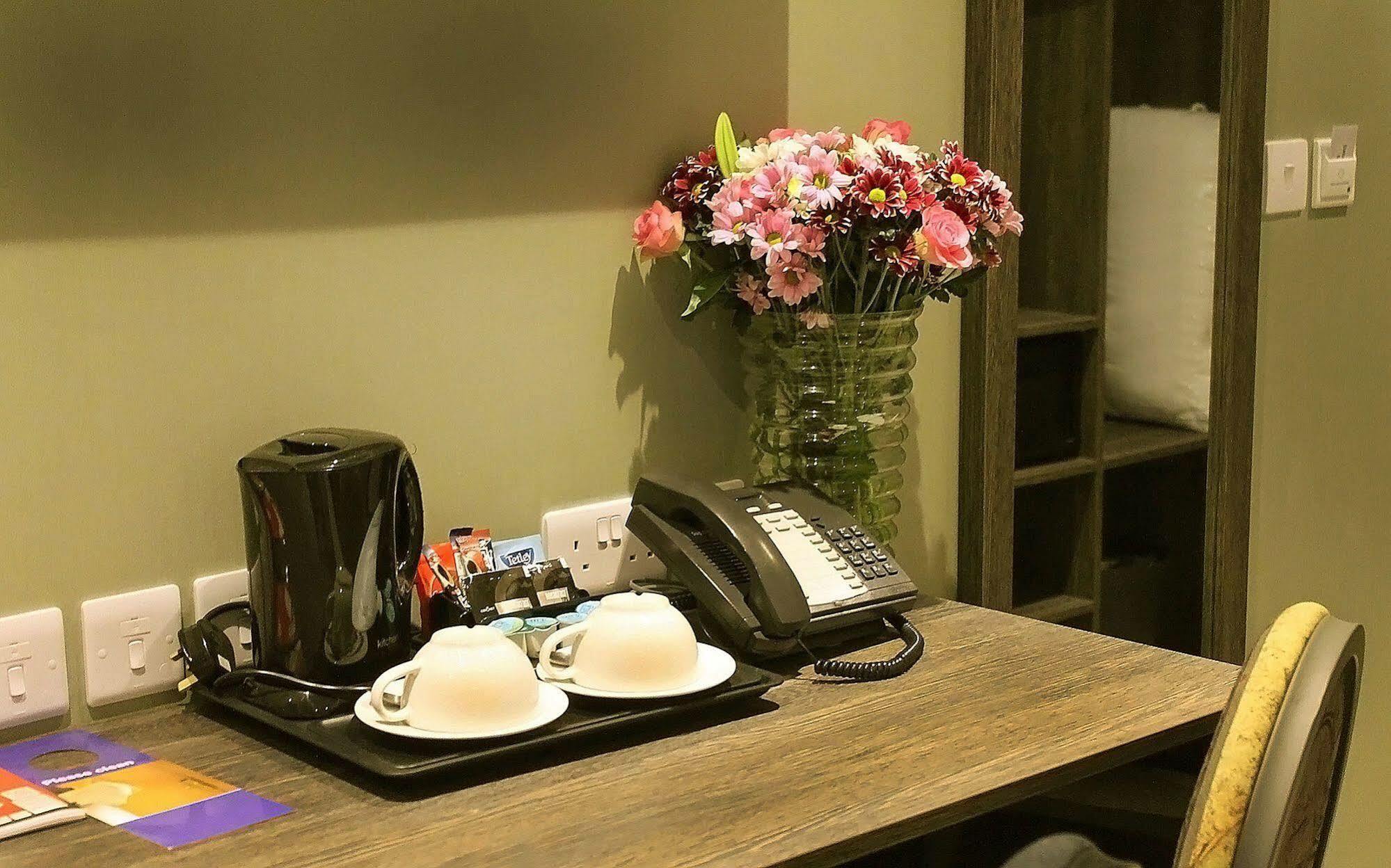 Best Western Plus London Croydon Aparthotel Eksteriør bilde